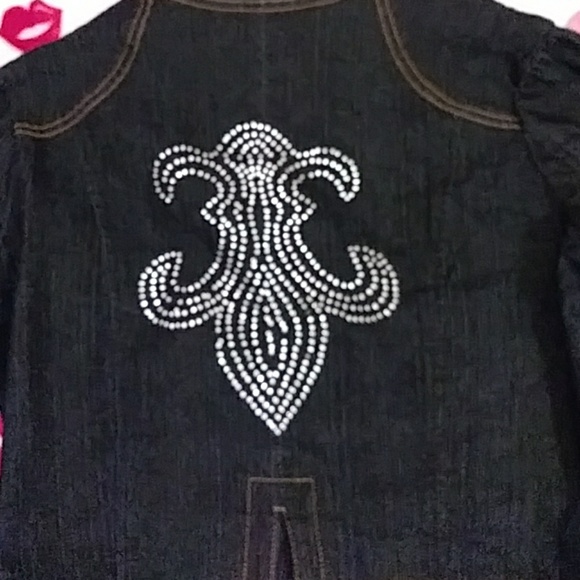 What's Hot Jean Jacket - Picture 2 of 5